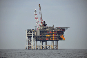 Nederlands boorplatform de Ruyter.